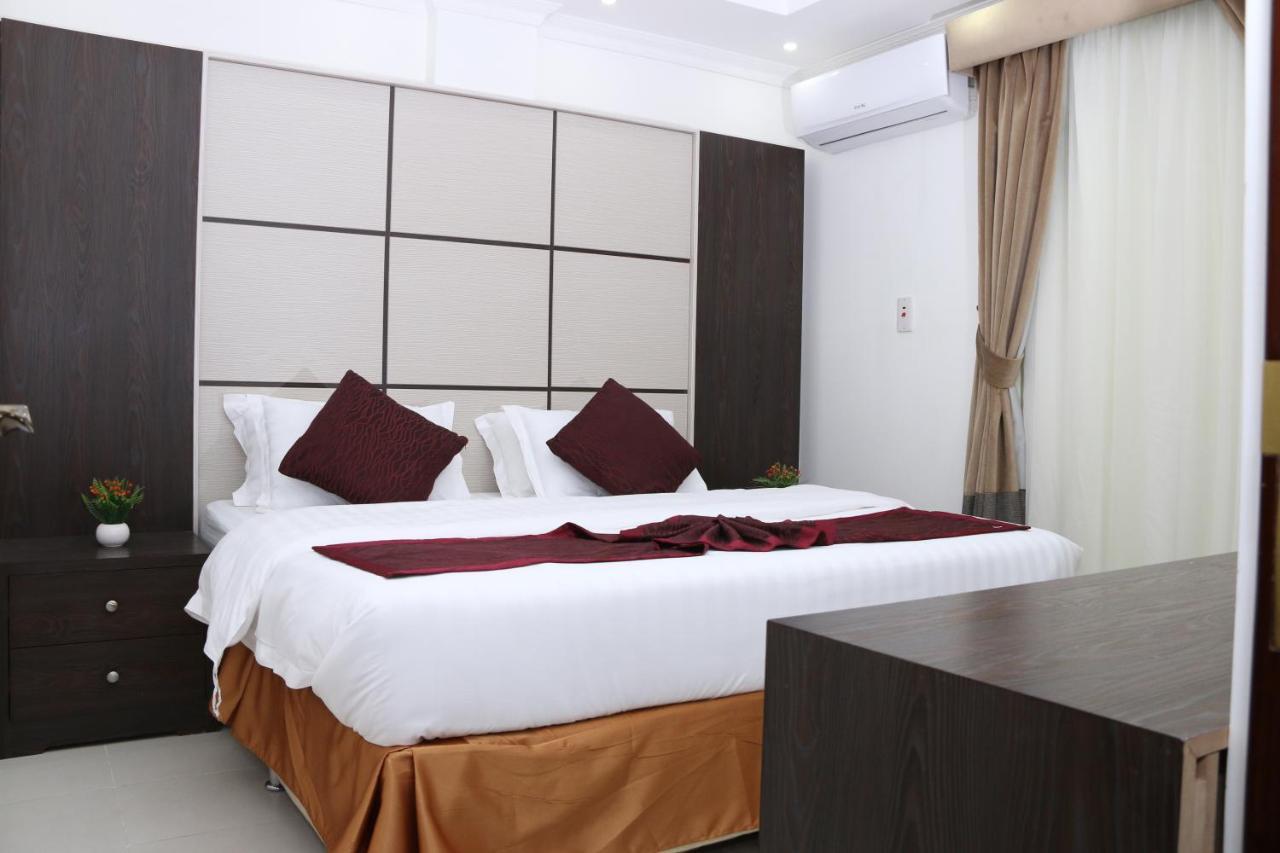Opal Hotel Khobar Bagian luar foto