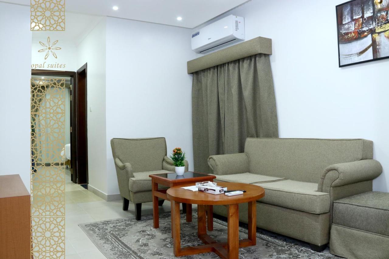 Opal Hotel Khobar Bagian luar foto