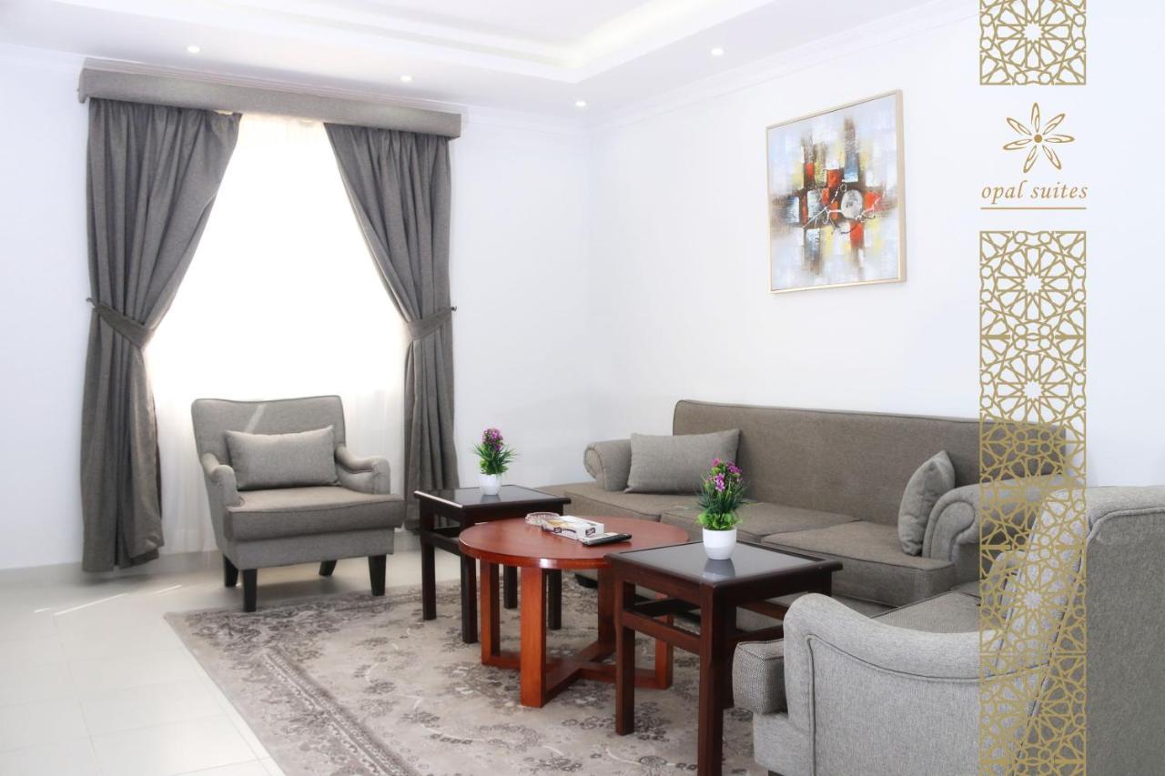 Opal Hotel Khobar Bagian luar foto